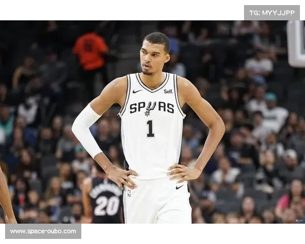 马刺126-113力克勇士,文班亚马31分14篮板 马刺126-113力克勇士,文班亚马31分14篮板